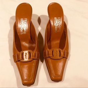 Salvatore Ferragamo Brown leather slides